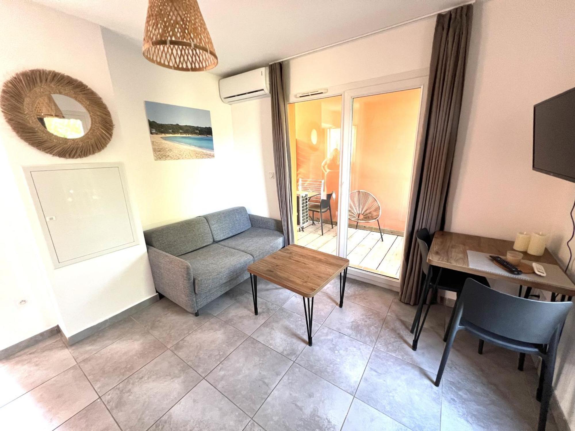 Residence Hoteliere Les Hameaux De Saint Cyprien 25 M2 르씨 외부 사진