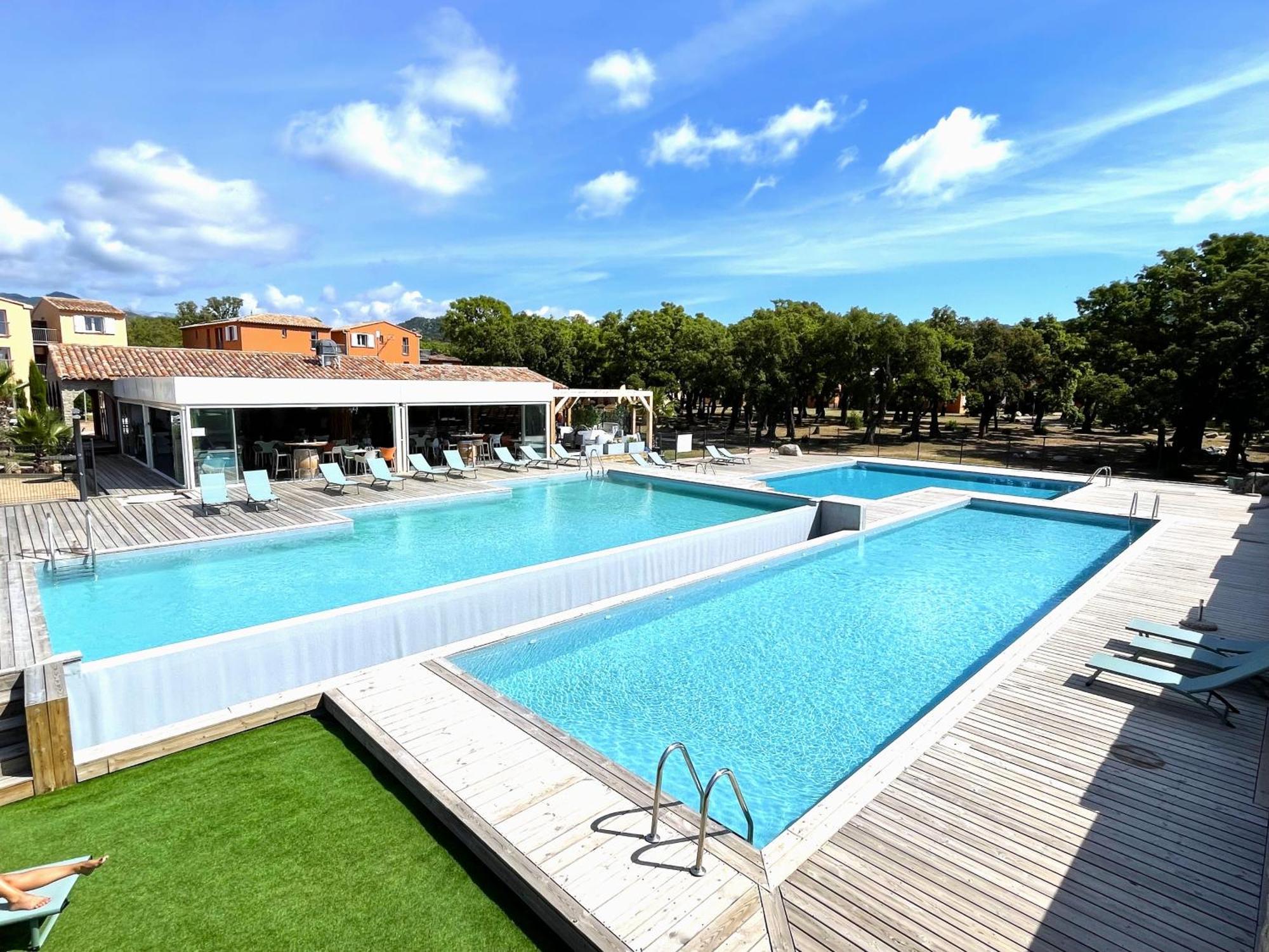 Residence Hoteliere Les Hameaux De Saint Cyprien 25 M2 르씨 외부 사진