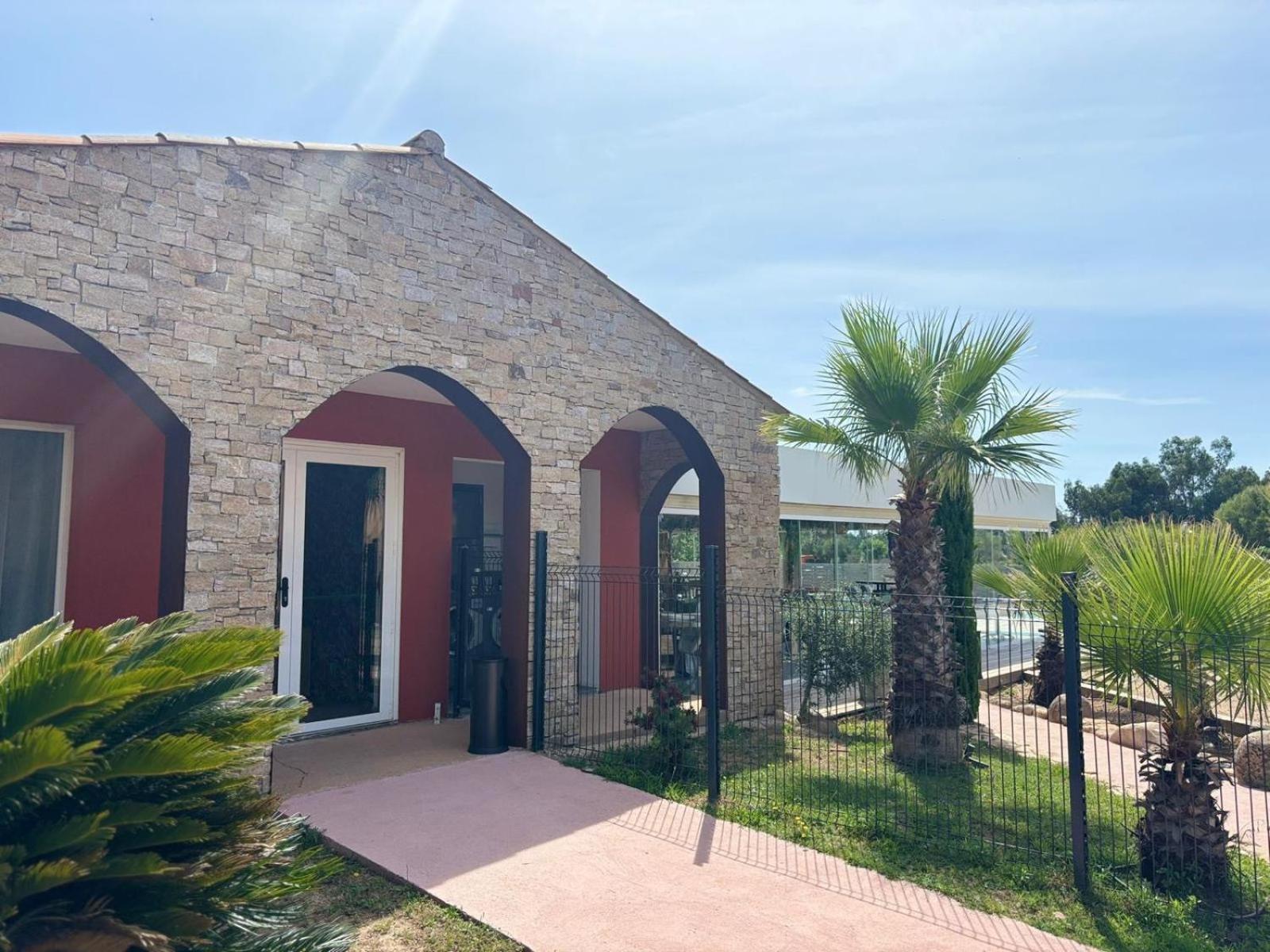 Residence Hoteliere Les Hameaux De Saint Cyprien 25 M2 르씨 외부 사진
