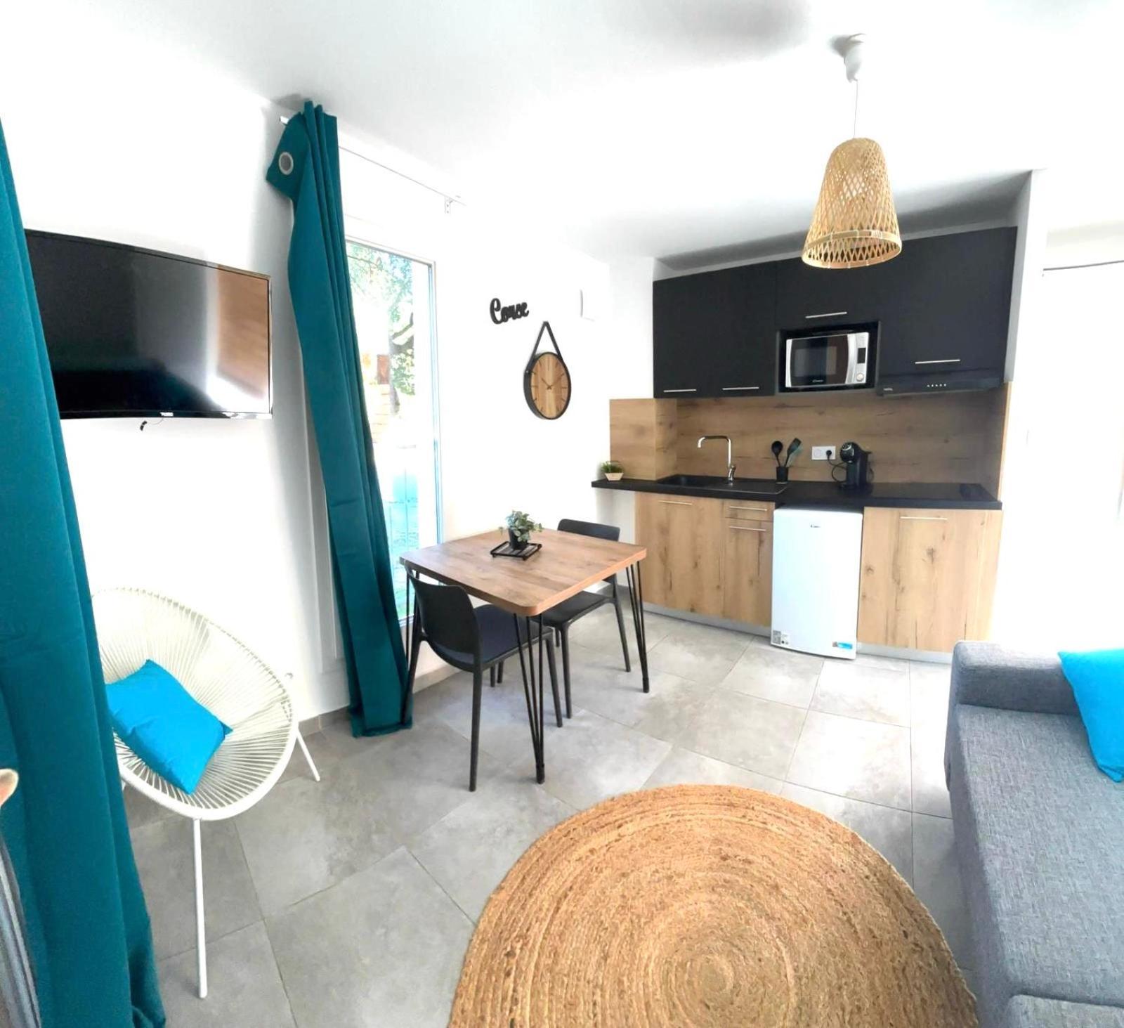 Residence Hoteliere Les Hameaux De Saint Cyprien 25 M2 르씨 외부 사진