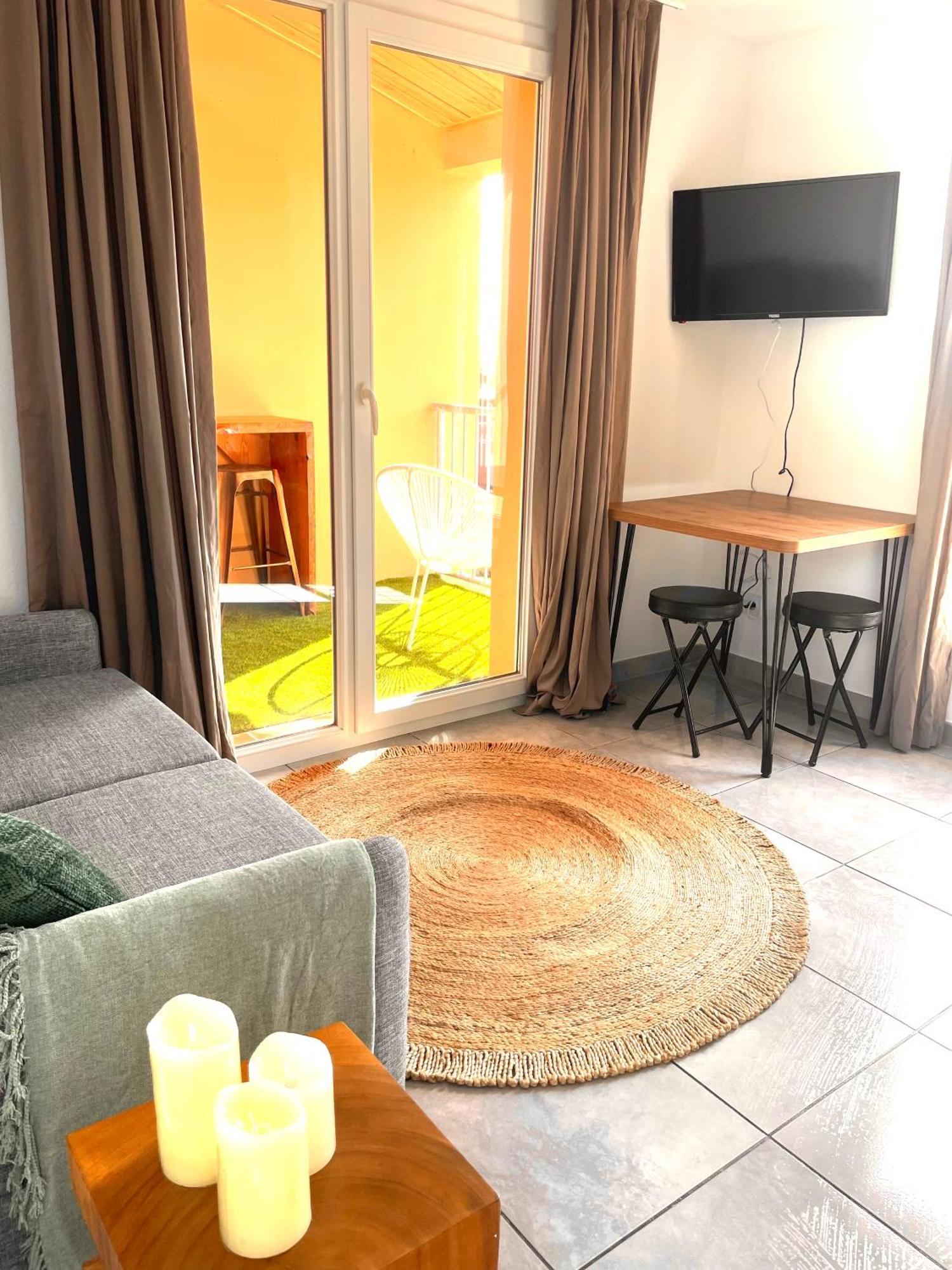 Residence Hoteliere Les Hameaux De Saint Cyprien 25 M2 르씨 외부 사진